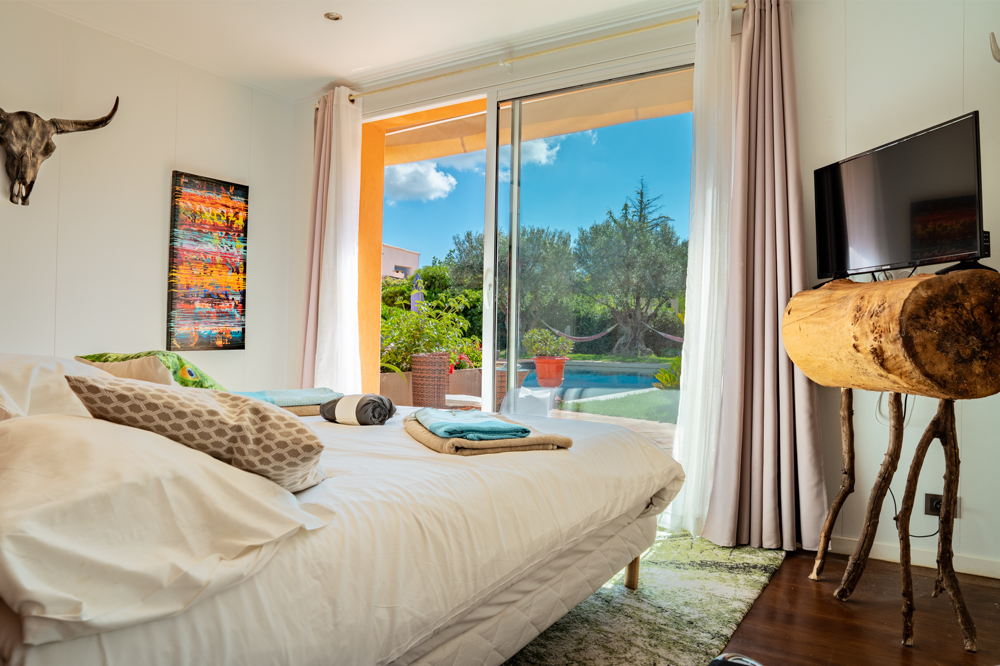 Chambre 4 Vue Piscine
